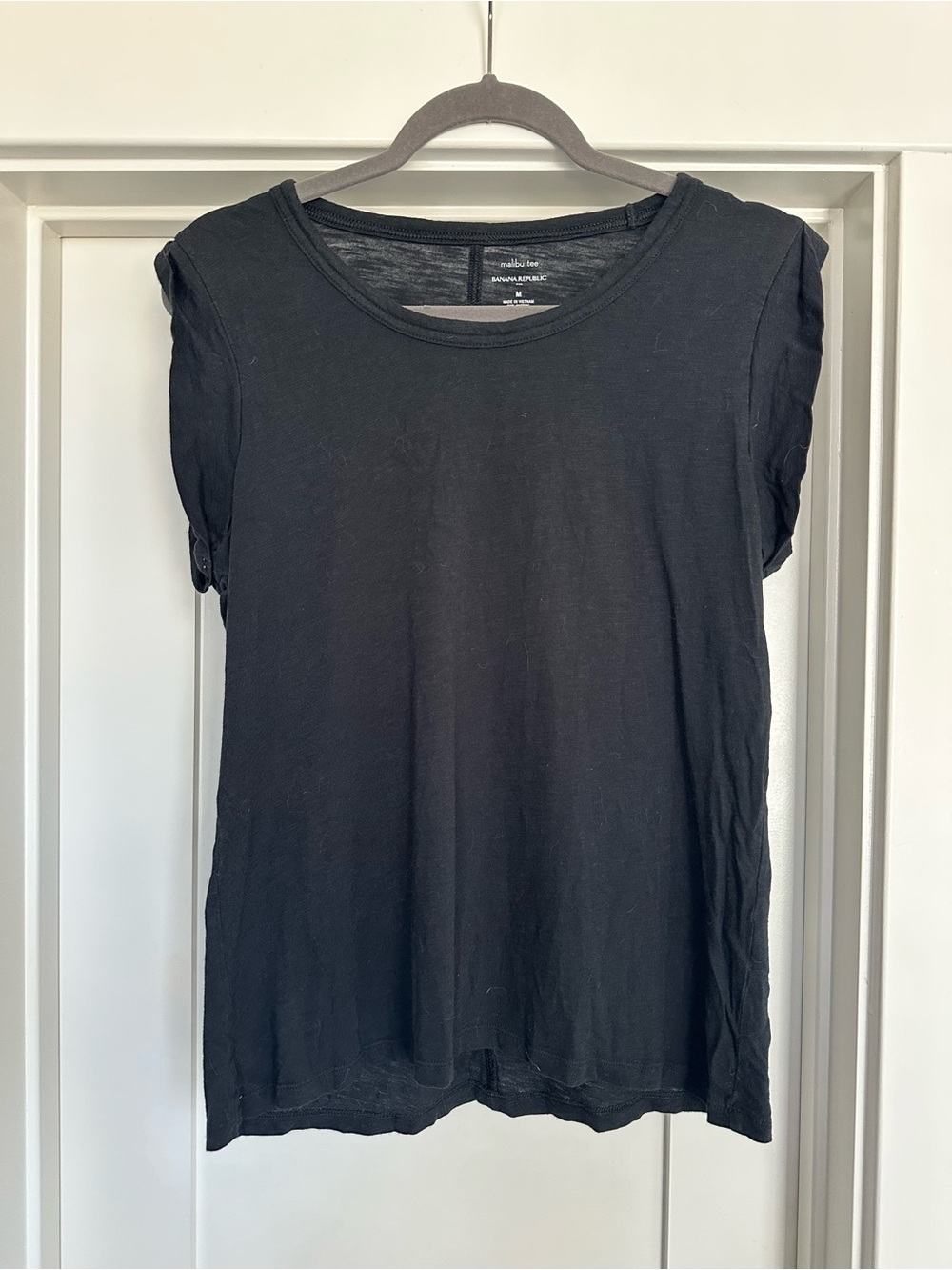 Banana Republic Black Short-Sleeve Crewneck Tee